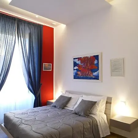 A Un Passo Da Tutto... 4* Naples